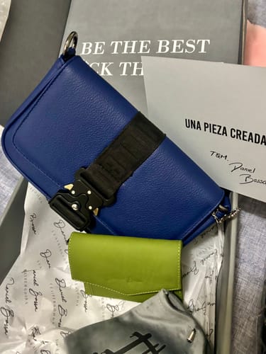 Customer photo review of Monclova      • Azul Rey