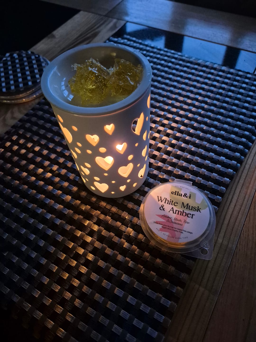 Customer photo review of White Musk & Amber Gel Melt