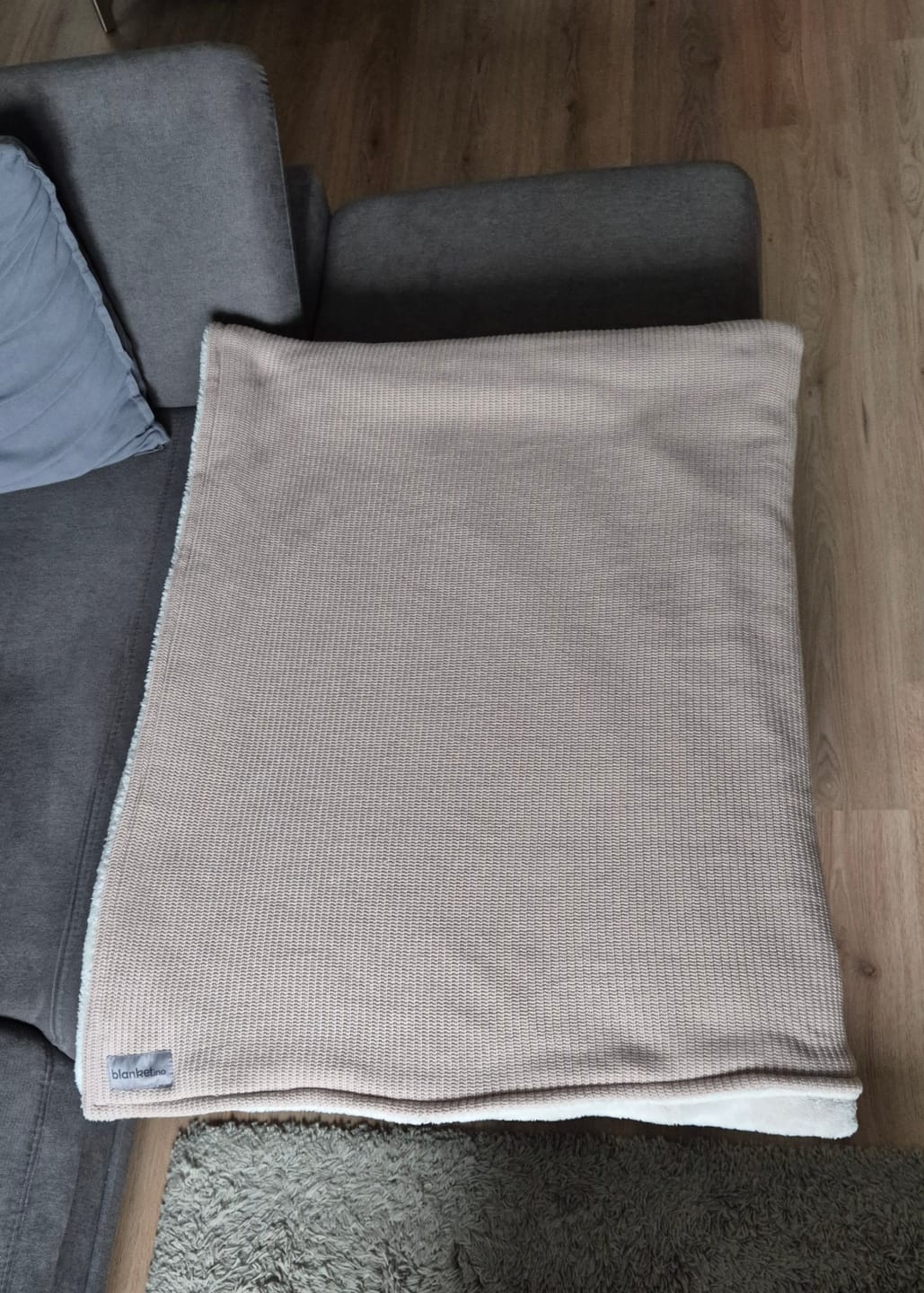 Customer photo review of Kuscheldecke mit Baumwollstrick • Mandel-Beige
