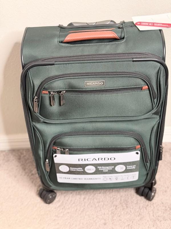 Customer photo review of Montecito 3.0 Softside Carry-On Expandable Spinner