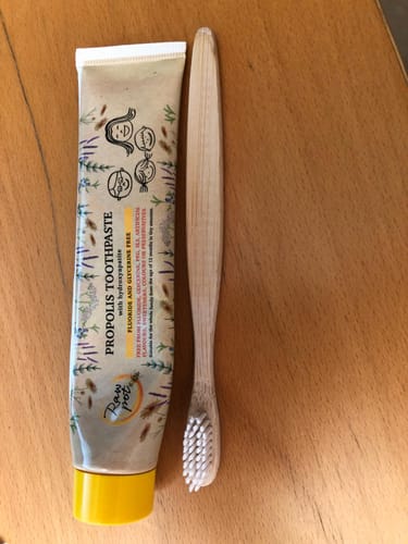 Customer photo review of Propolis toothpaste