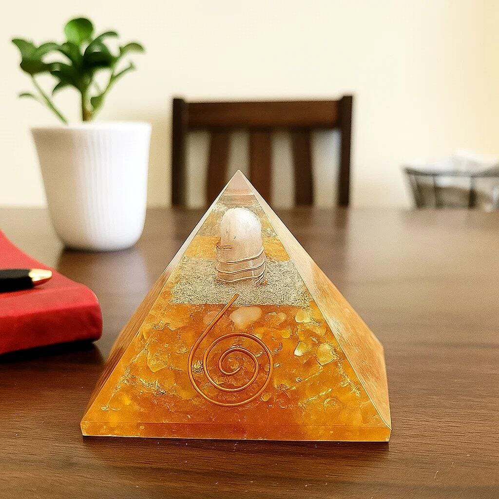Customer photo review of Citrine Vastu Pyramid for Wealth Attraction & South-East Dosh Correction