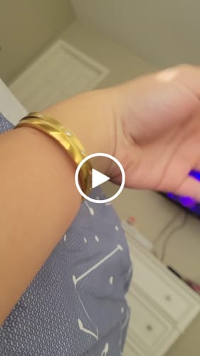 Customer video review of Marbella Cuff Bracelet (Bundle)