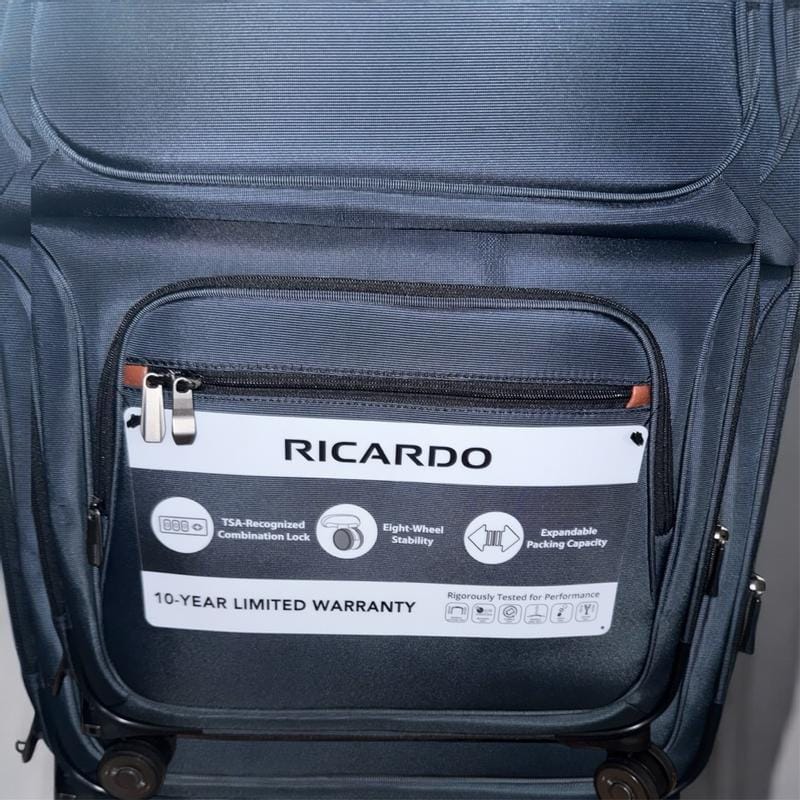 Customer photo review of Montecito 3.0 Softside Medium Check-In Expandable Spinner