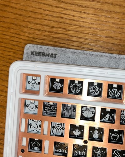 Customer photo review of KEEBMAT™ Premium Felt Edition (incl. Free Coaster!)