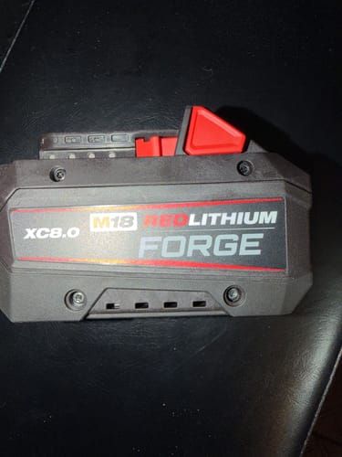 Customer photo review of Milwaukee 48-11-1881 M18™ REDLITHIUM™ FORGE™ XC8.0 Battery Pack