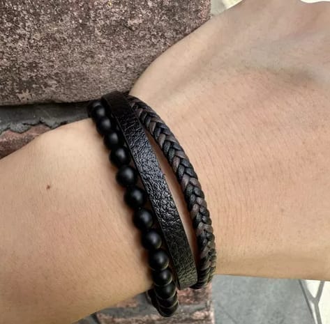 Customer photo review of An Meinen Enkel – Beruhigendes Lavastein-Armband – In Liebe, Oma