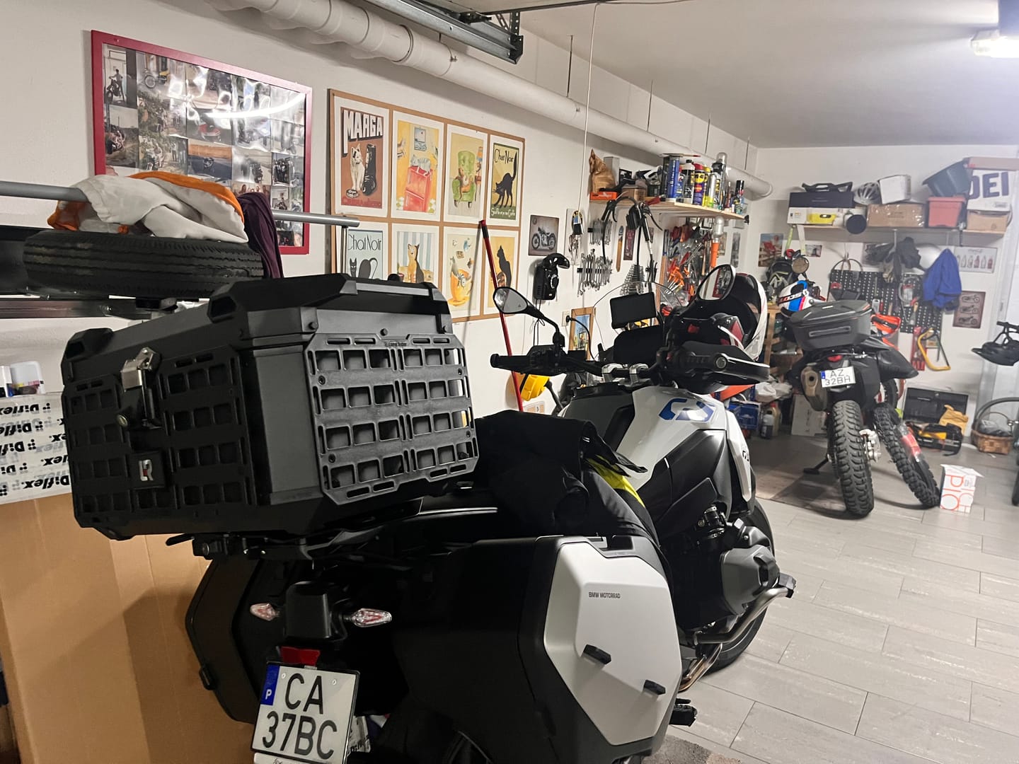 Customer photo review of MotoCase – The Ultimate Top Case