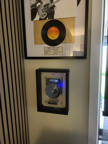 Customer photo review of M1 Music Frame CD Player