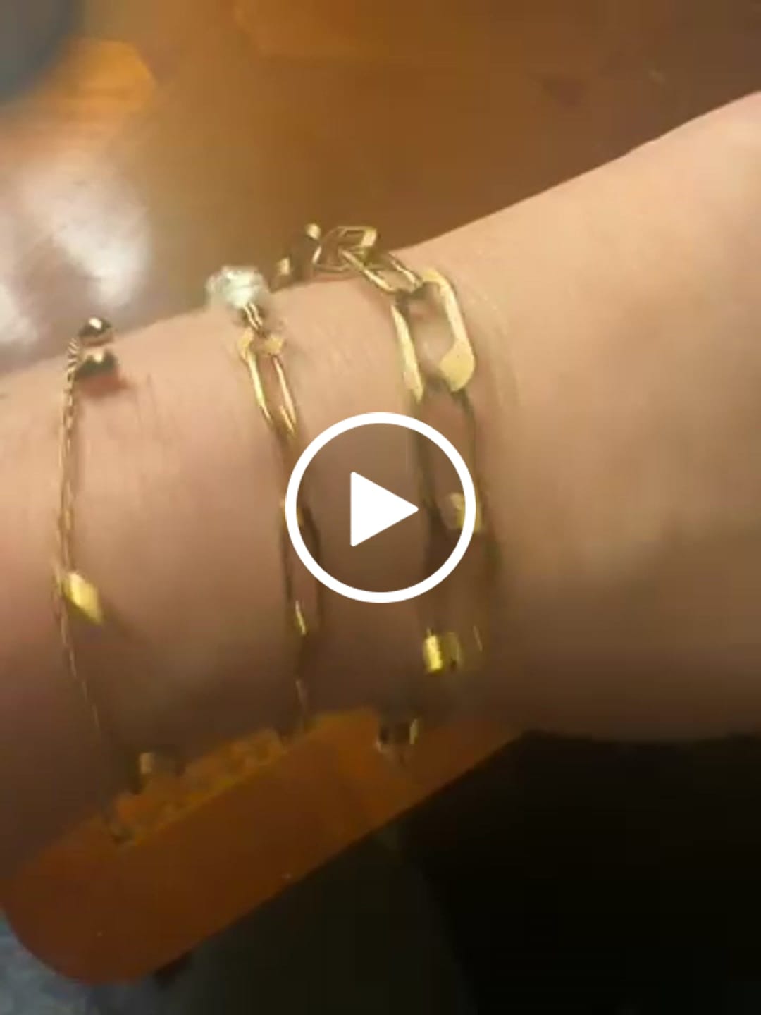 Customer video review of Rhoni® 14K Gold Paper Clip Pearl Bracelet (Bundle)