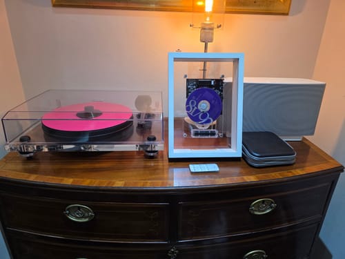 Customer photo review of M1 Music Frame CD Player