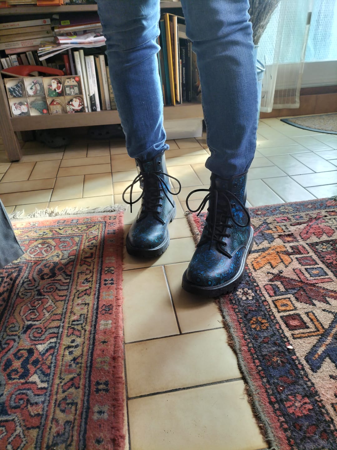Customer photo review of Boots Yumkaax