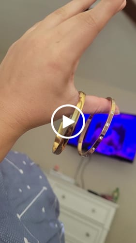 Customer video review of Vina Bracelet (Bundle)