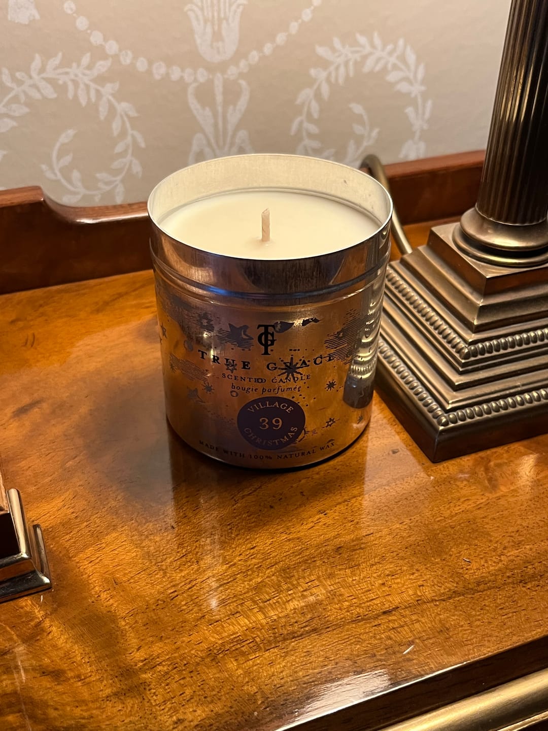 Customer photo review of Village Christmas Tin Candle
