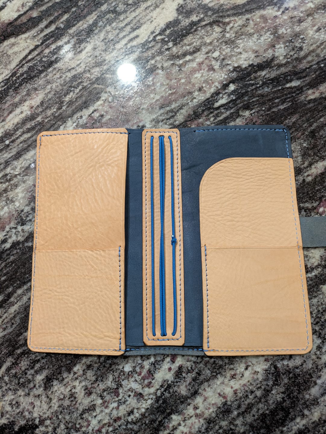 Customer photo review of big back pocket (for all kinds leather)Apple Pig Traveler's Notebook