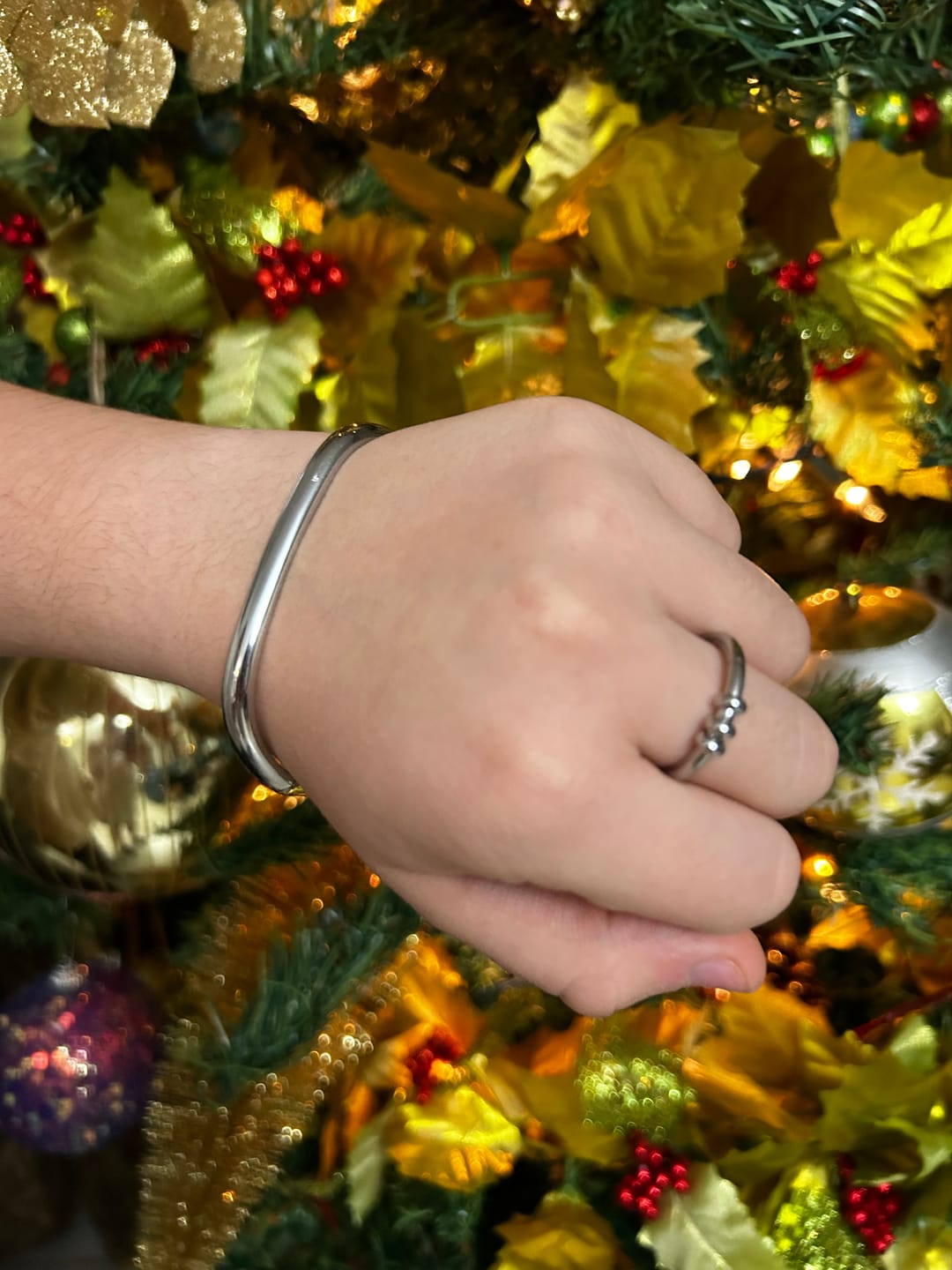 Customer photo review of Anillo Con Tres Mini Argollas