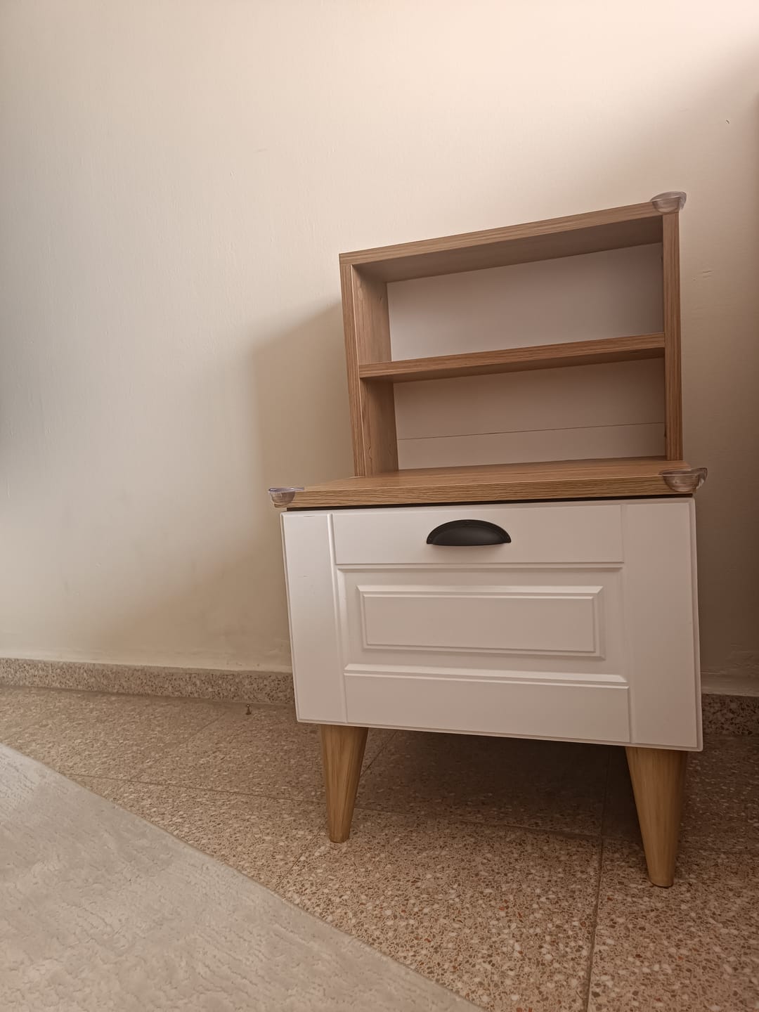 Customer photo review of Rani BD105 Komodin 2 Raflı Membran Çekmeceli Komodin Sepet Ceviz - Beyaz