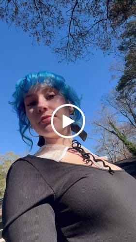 Customer video review of Manga