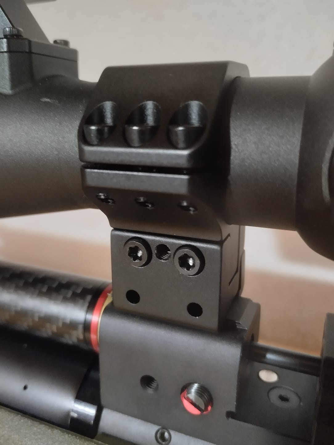 Customer photo review of Vector Optics höhenverstellbare Montage für 25,4mm, 30mm & 34mm Tubus und 11mm / 21mm Schiene