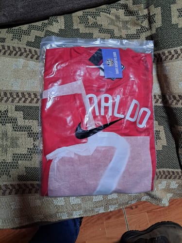 Customer photo review of Ronaldo 2008 - Manga Larga