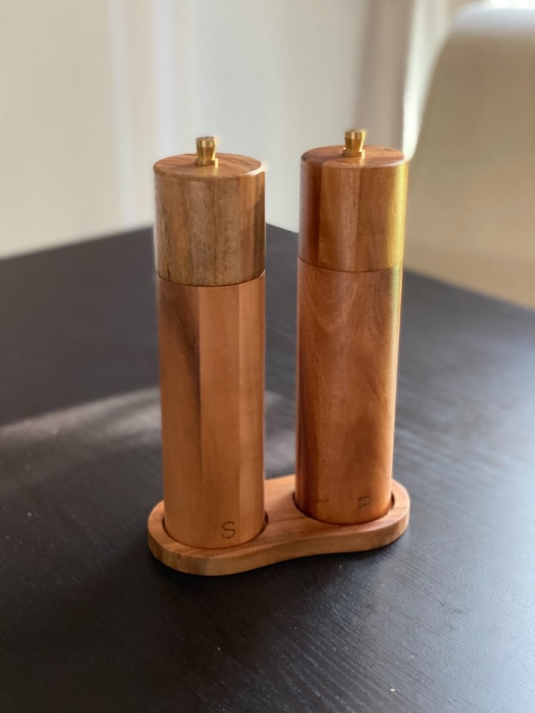 Customer photo review of Salt & Pepper Grinder + Base Included