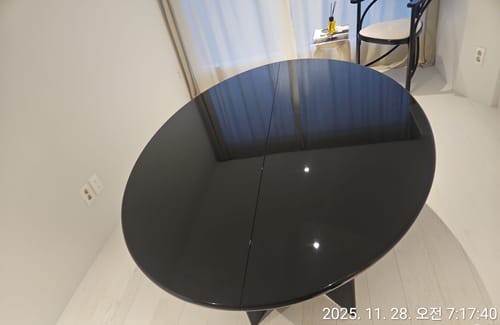 Customer photo of Antella glossy lacquer finish.