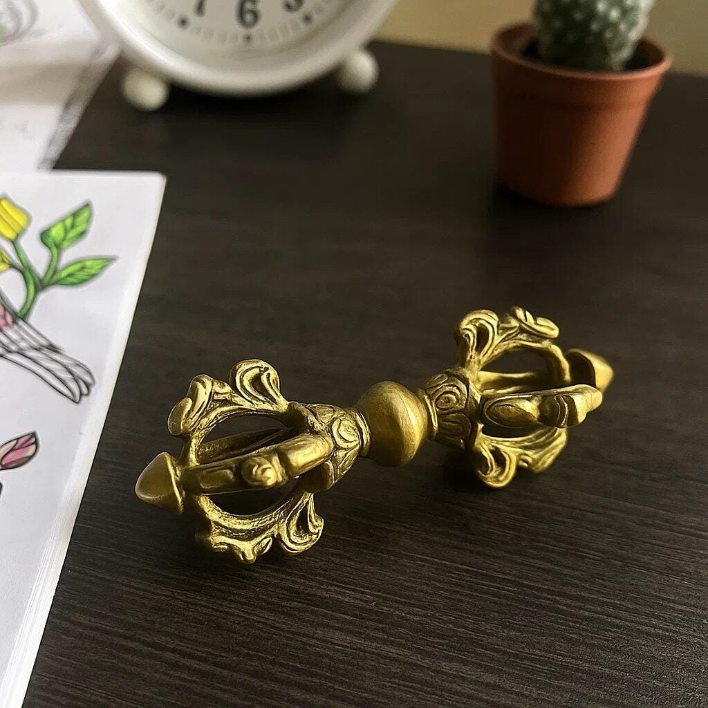 Customer photo review of Small Brass Vajra – 100% Pure Brass Buddhist Dorje for Positive Energy, Meditation & Vastu Protection by Vastu Mandir