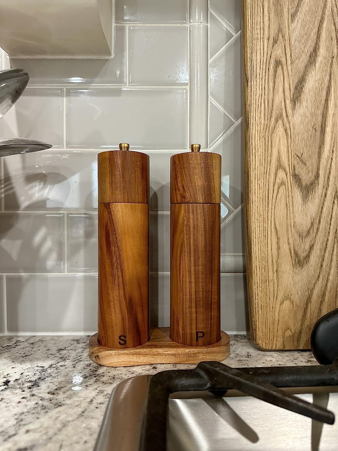 Customer photo review of Salt & Pepper Grinder + Base Included