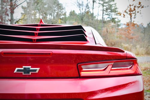 Customer photo review of 2016-2024 Camaro  Carbon Fiber Exterior Bow tie Covers