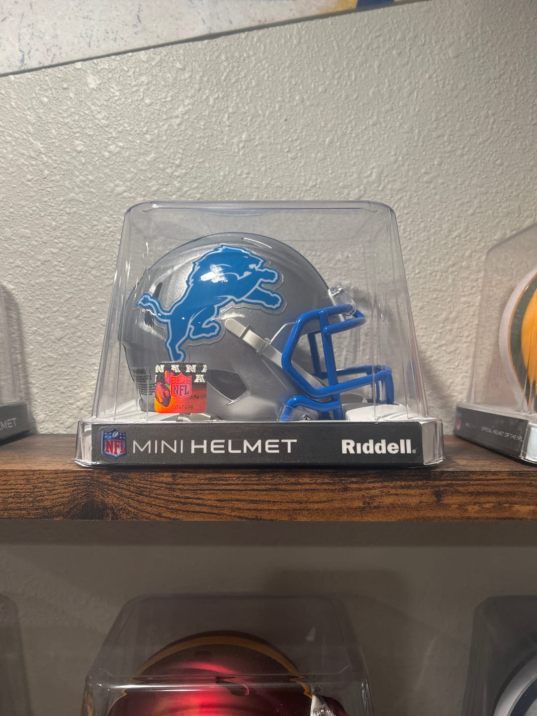 Customer photo review of Detroit Lions Riddell Speed Mini Helmet