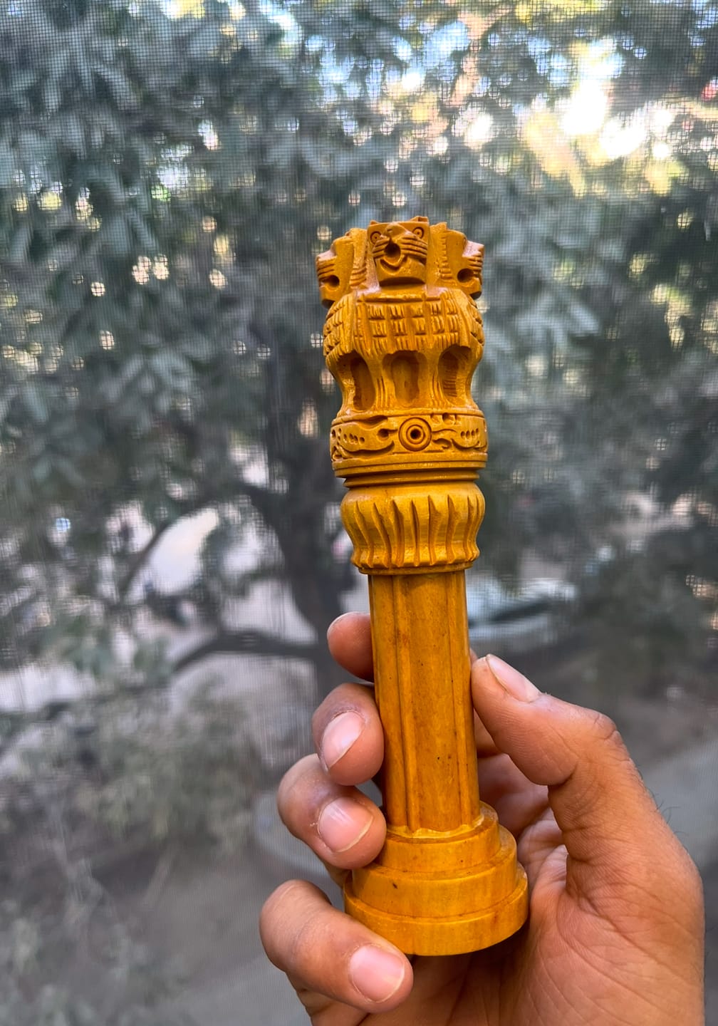 Customer photo review of Premium Wooden Finish Ashoka Pillar Statue Idol Decorative Showpiece for Home, Office and Gifting by Vastu Mandir