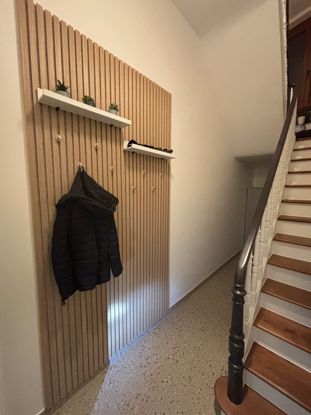 Customer photo review of AkuPanel Naturel Eiken-Hout met Grijs Vilt | 240cm x 60cm | 3-zijdig écht houtfineer