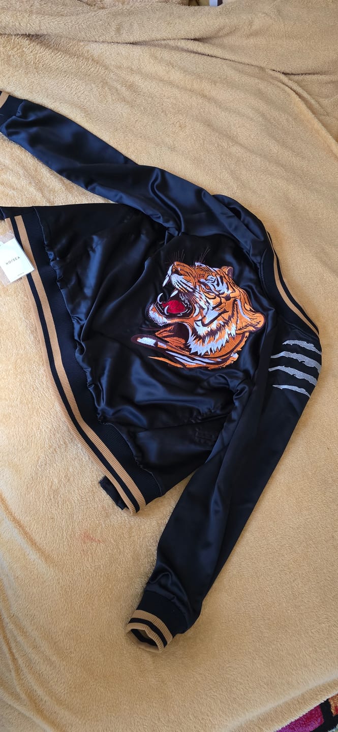 Customer photo review of Roaring Tiger Sukajan Souvenir Jacket