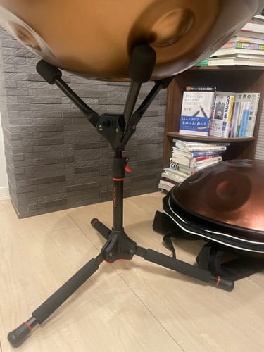 Customer photo review of Pures Magic Handpan Stand – MOSTAND Professional-Grade Stage Stand
