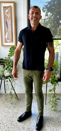 Customer photo review of Stretch Knit Short Sleeve Shirt - Black