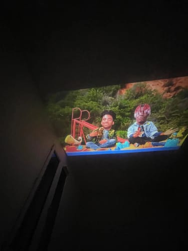 Customer photo review of StoryTorch™ - Dispositivo de Proyección 4K
