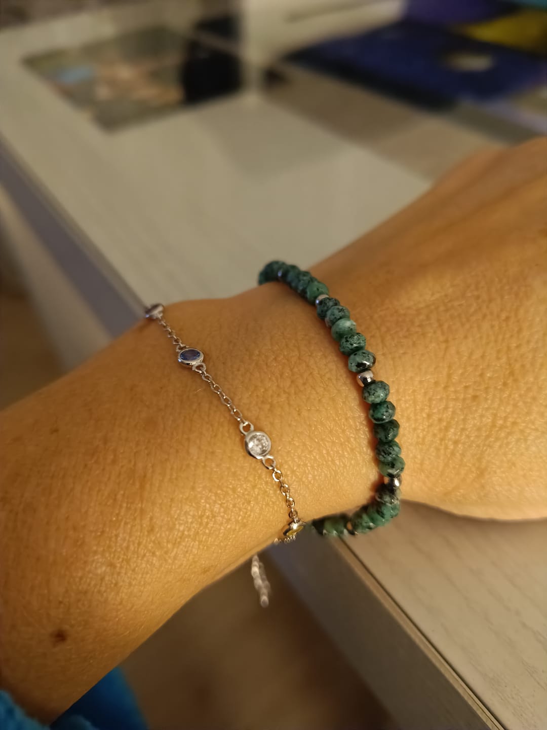 Customer photo review of Pulsera Verde Selva