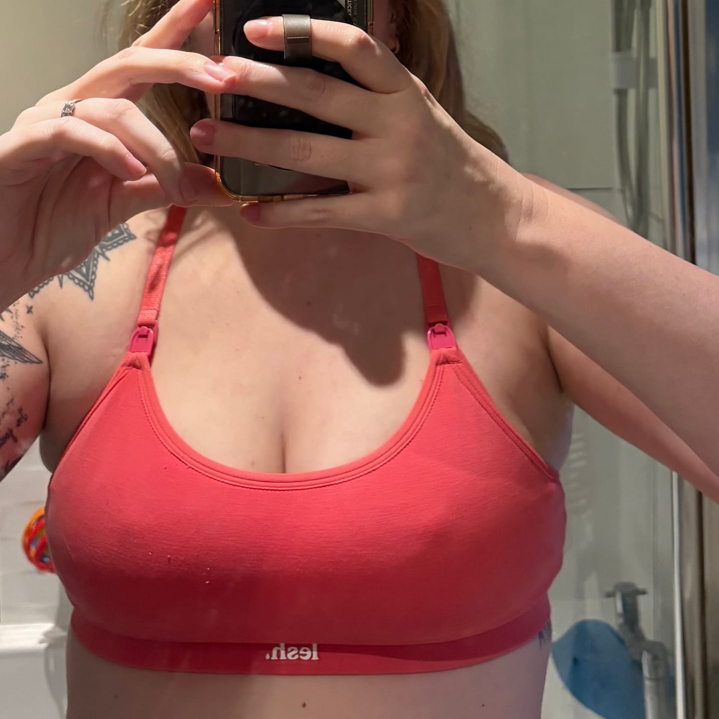 Customer photo review of LESH FREEFLO 2.0 LEAKPROOF NURSING BRA