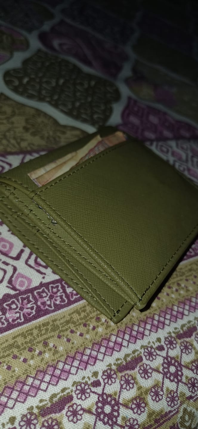 Customer photo review of SLEIGHT RFID BI-FOLD WALLET