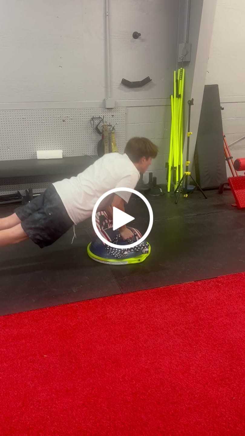 Customer video review of Helm PATRIOT (push up bar)