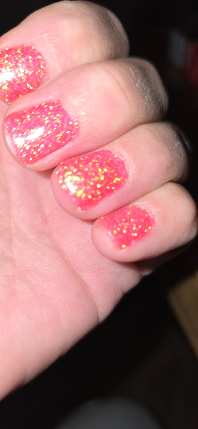 Customer photo review of Sweet Pink Bling Dipping Powder