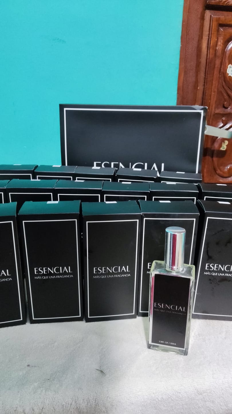 Customer photo review of H034 Inspirado en: Allure Homme Edition Blanche - Chanel