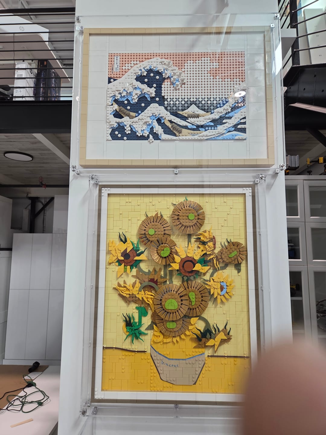Customer photo review of Wall Mounted Display Case for LEGO® 31208 Art Hokusai – The Great Wave