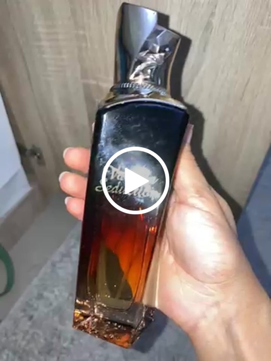 Customer video review of VANILLA SEDUCTION