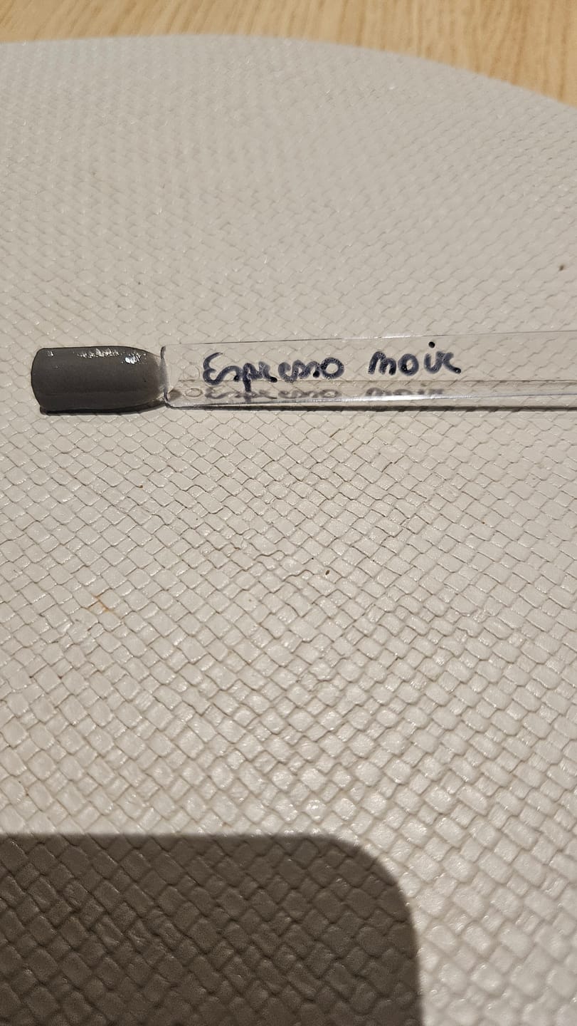 Customer photo review of Espresso Noir Dipping Powder