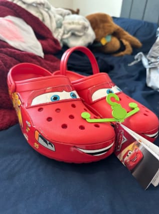 Customer photo review of Lightning McQueen Crocs – Red