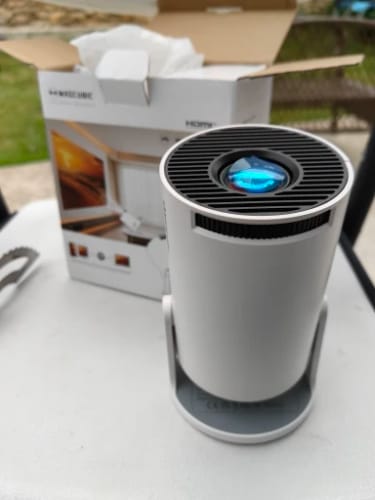 Customer photo review of StoryTorch™ - Dispositivo de Proyección 4K