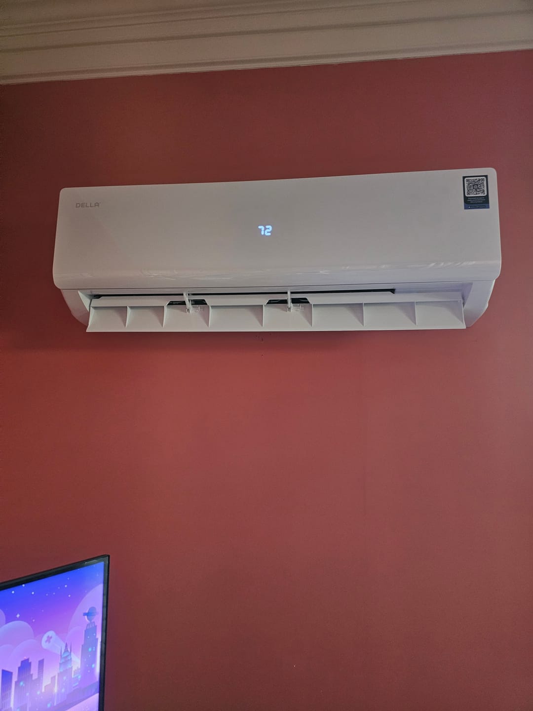 Customer photo review of DELLA Mini Split Line Set Cover with Flexible Duct