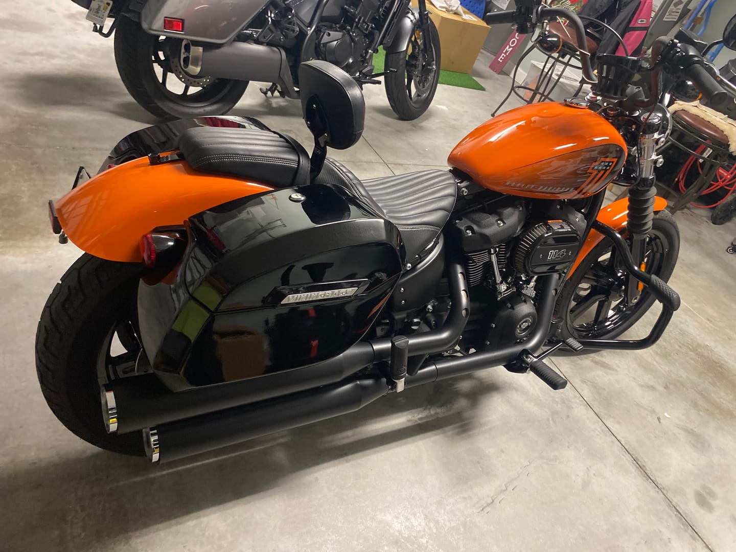 Customer photo review of 32L - Darkin Large Quick Mount Painted Hard Saddlebags for Harley Softail Street Bob FXBB