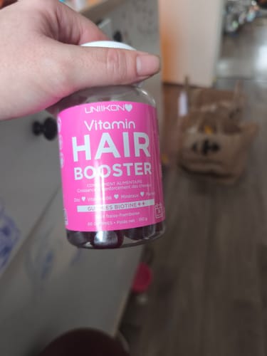 Customer photo review of HAIR BOOSTER Vitamin Gummies Biotine x60